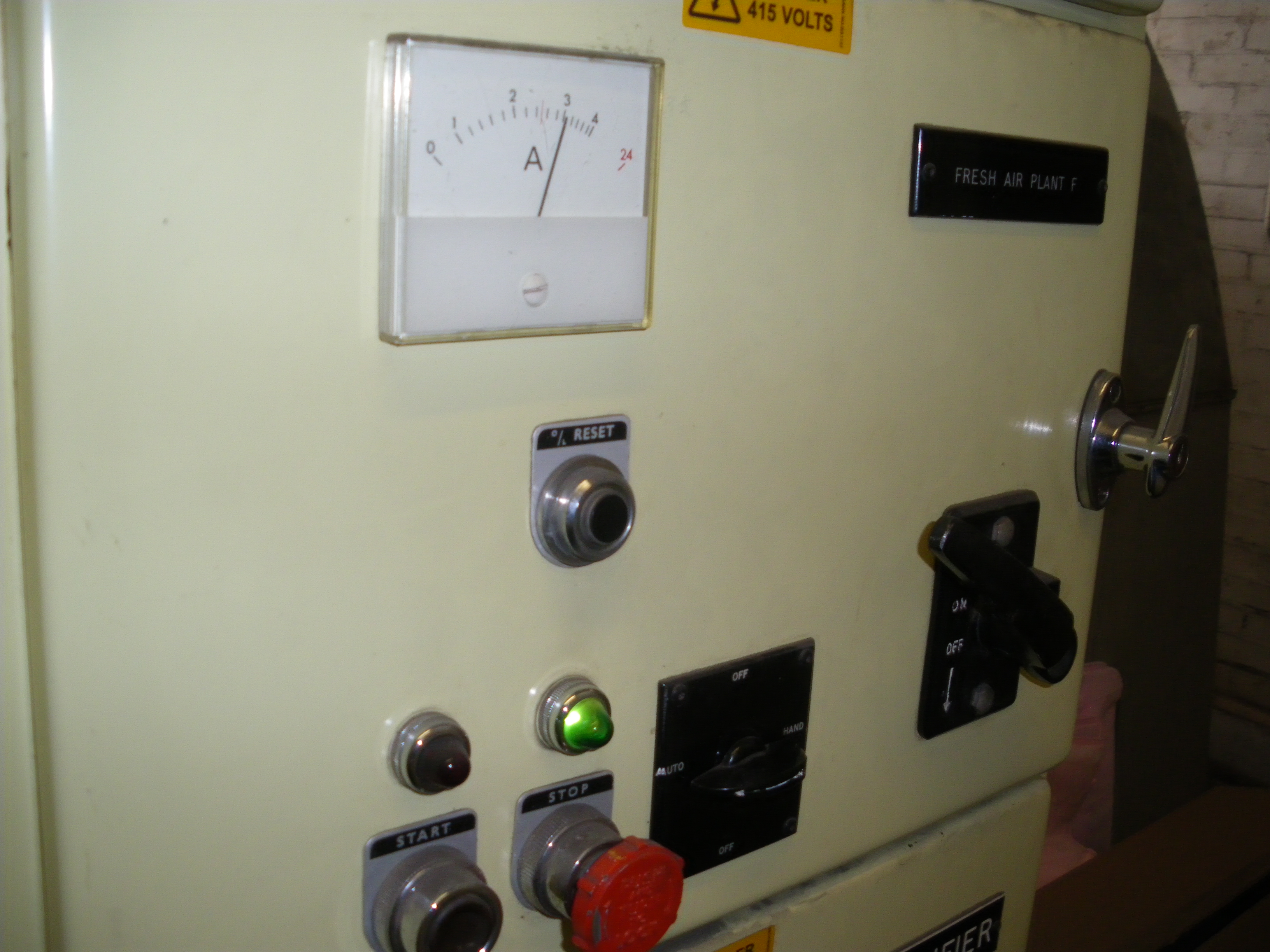 Close up of Belmos Peebles control panel