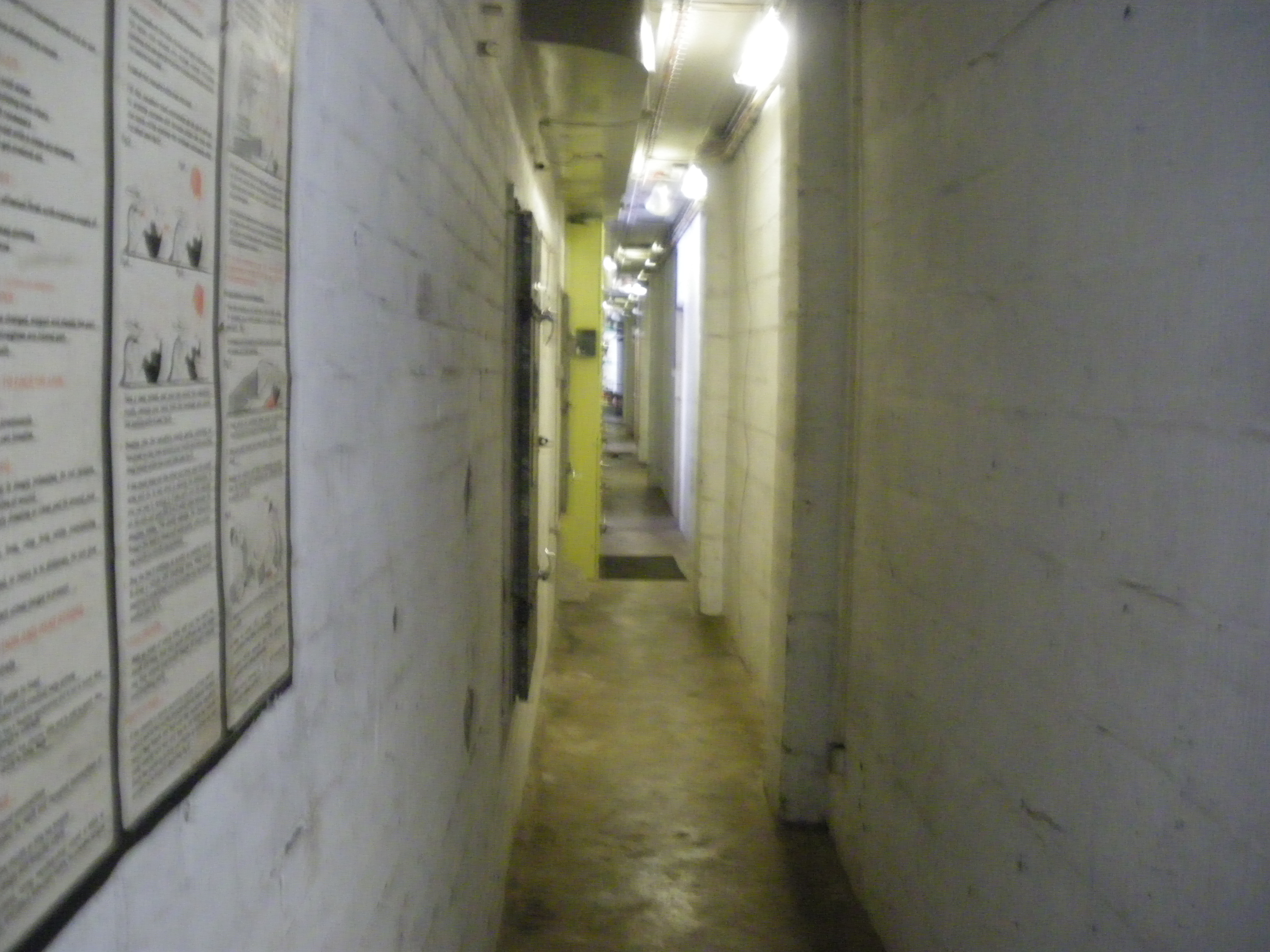 Print Floor ventilation plant corridor