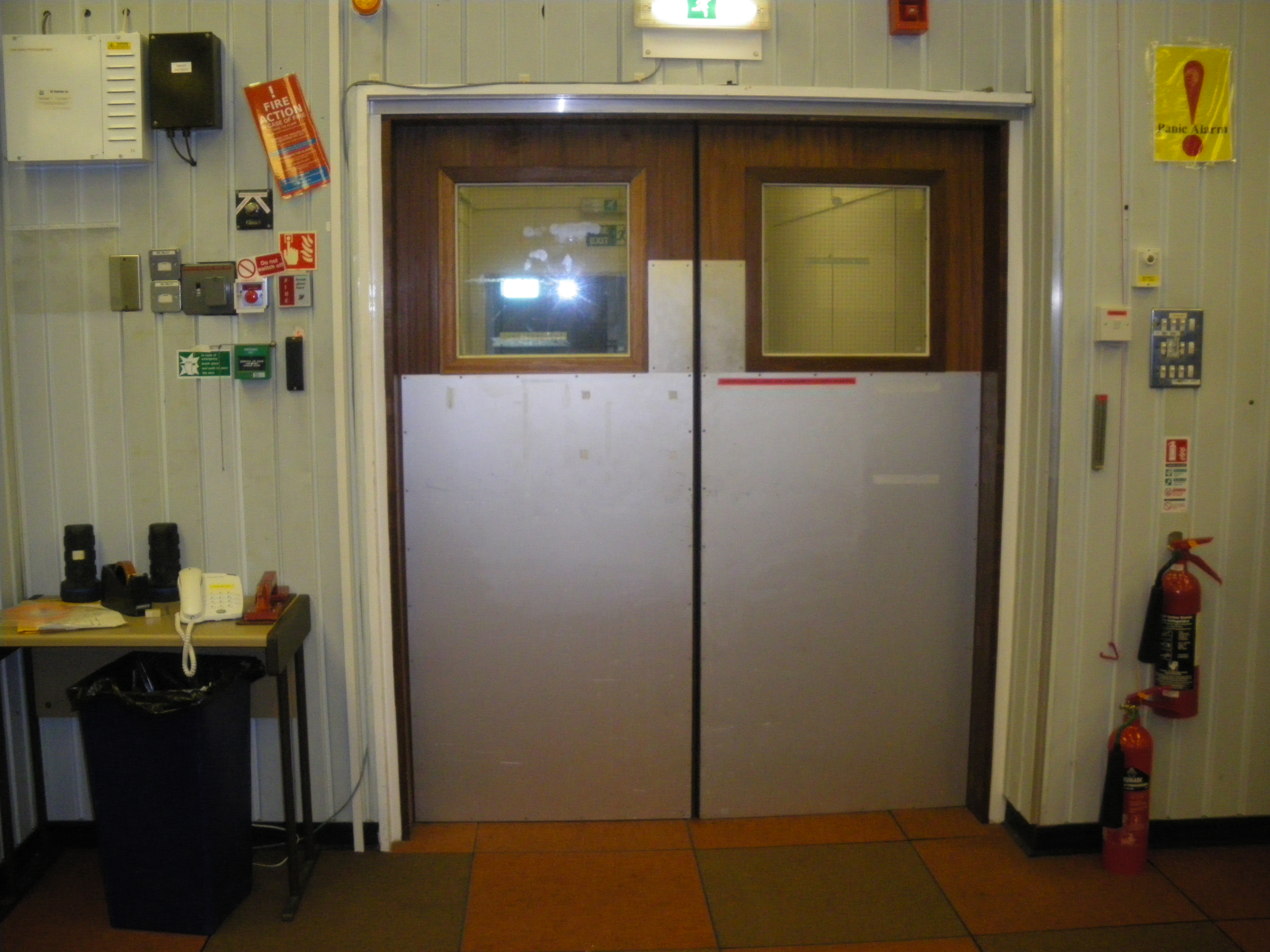 W404 main entrance/exit doors
