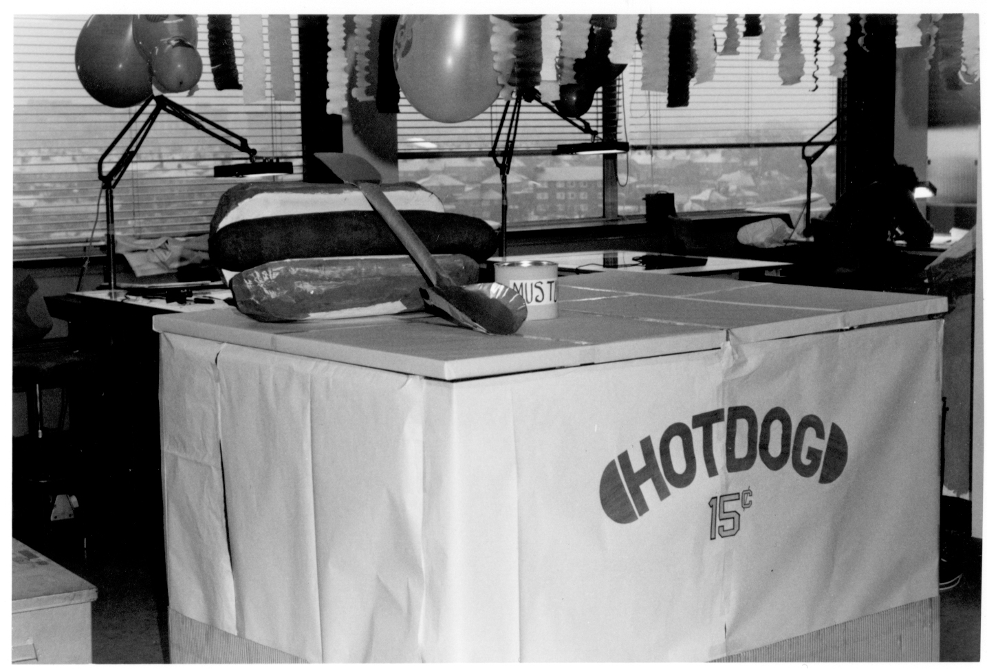 Hot dog stand
