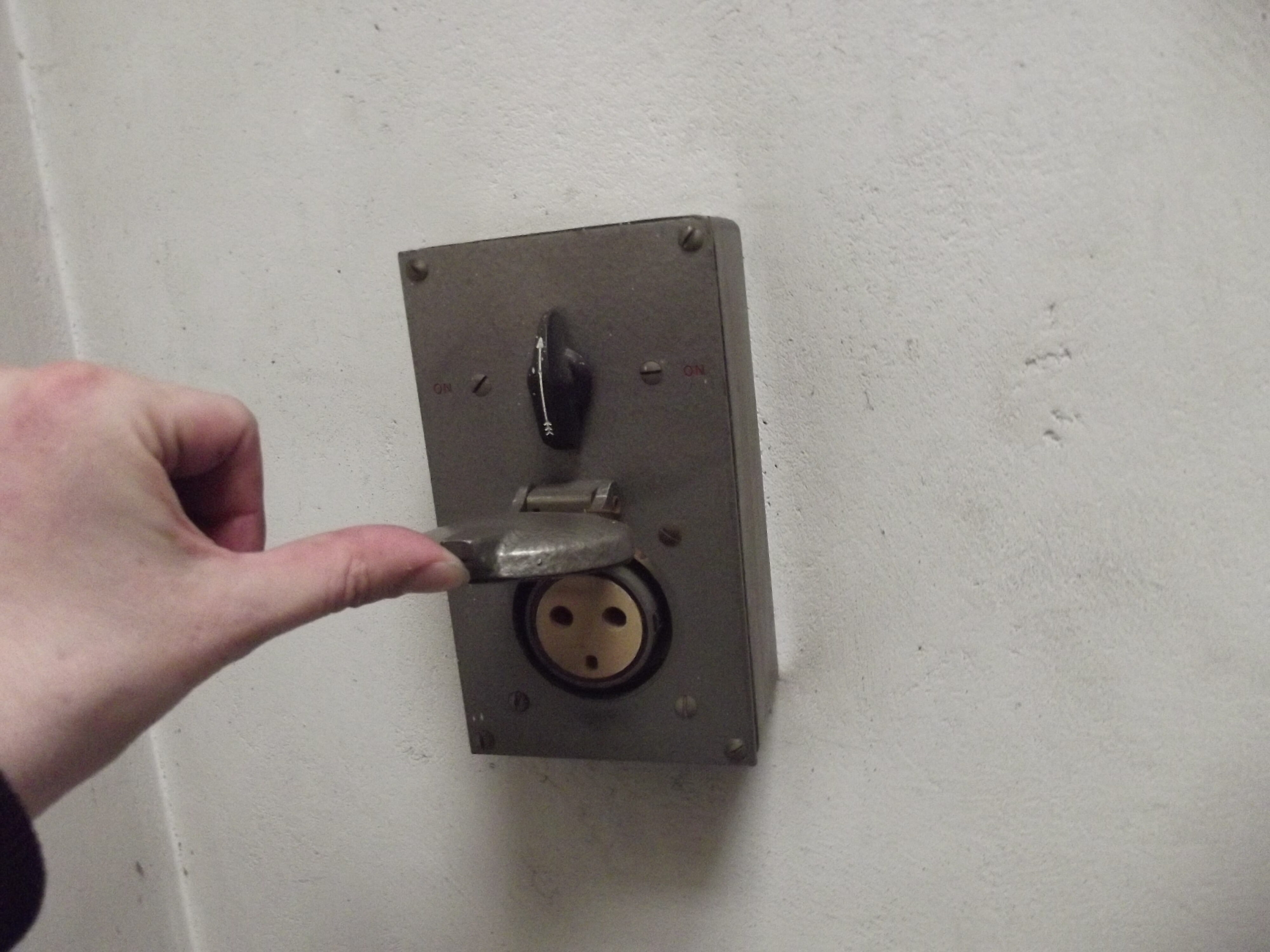 Odd socket in A lift's motor room, 24 Sep 2011