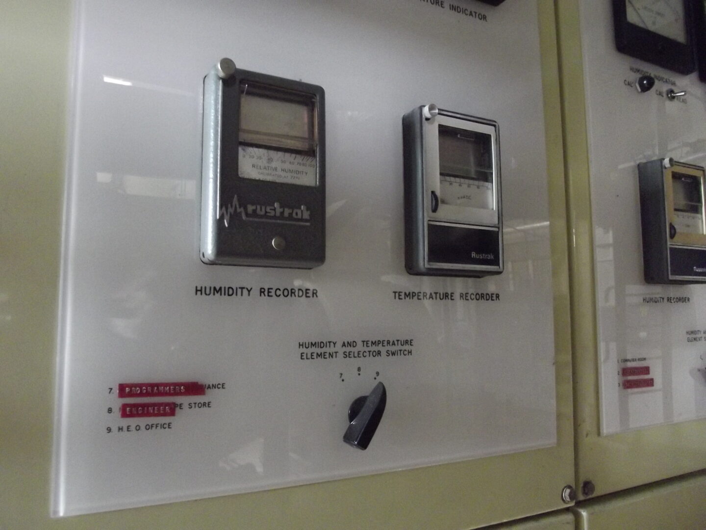 W401 plant room control panel, 24 Sep 2011
