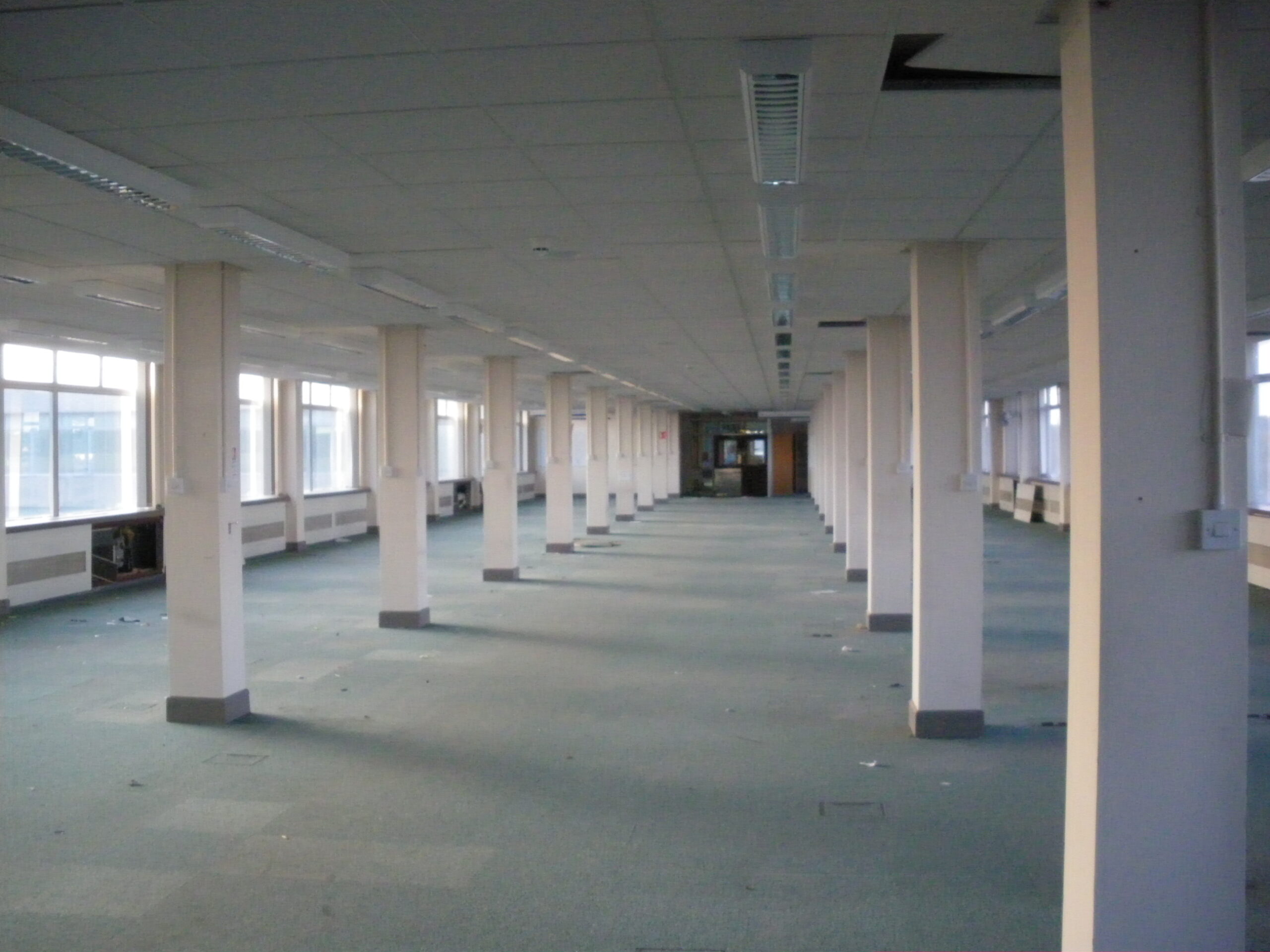 Empty WRB office, 13 Sep 2011