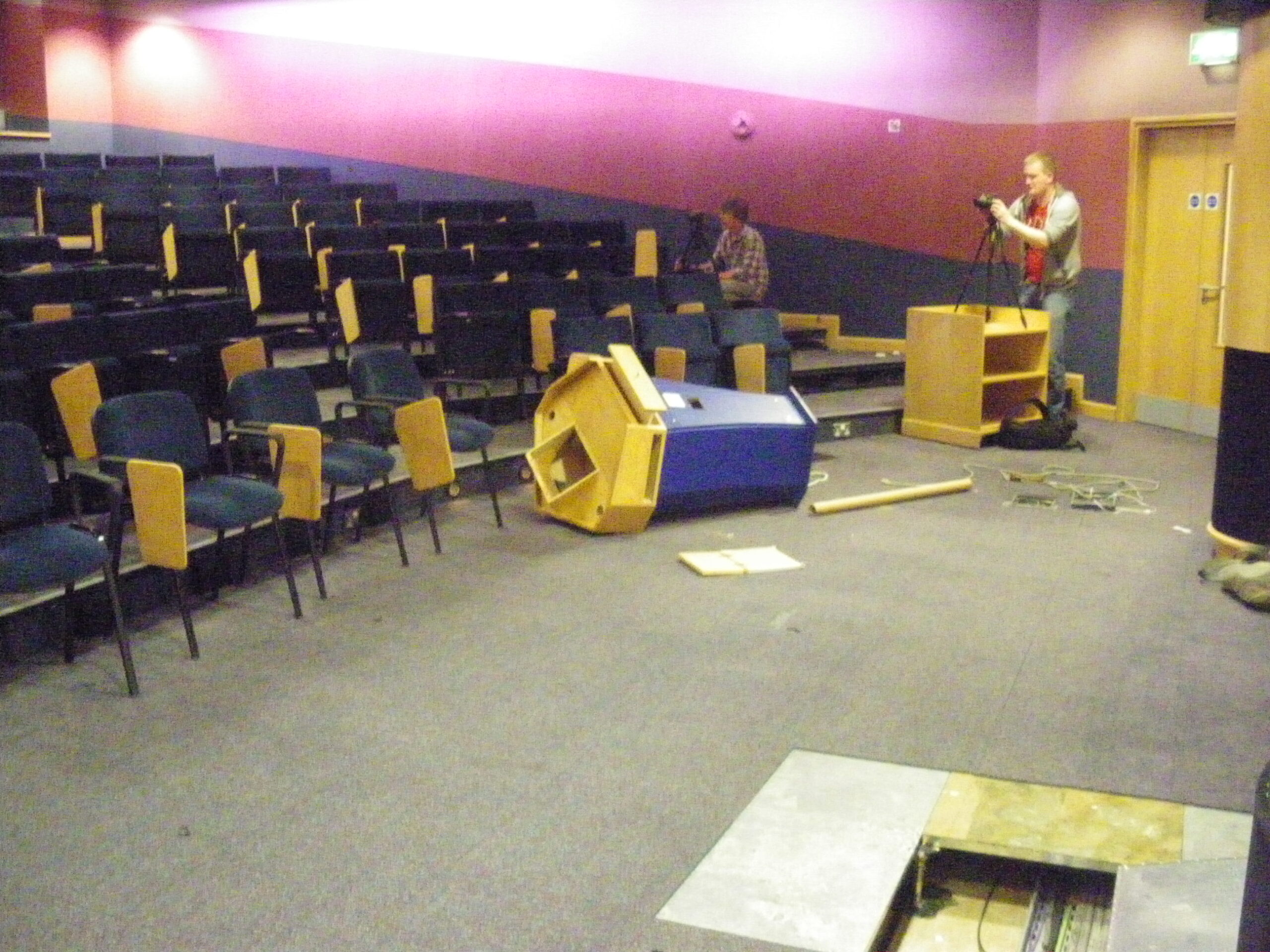 Lecture Theatre, 13 Sep 2011