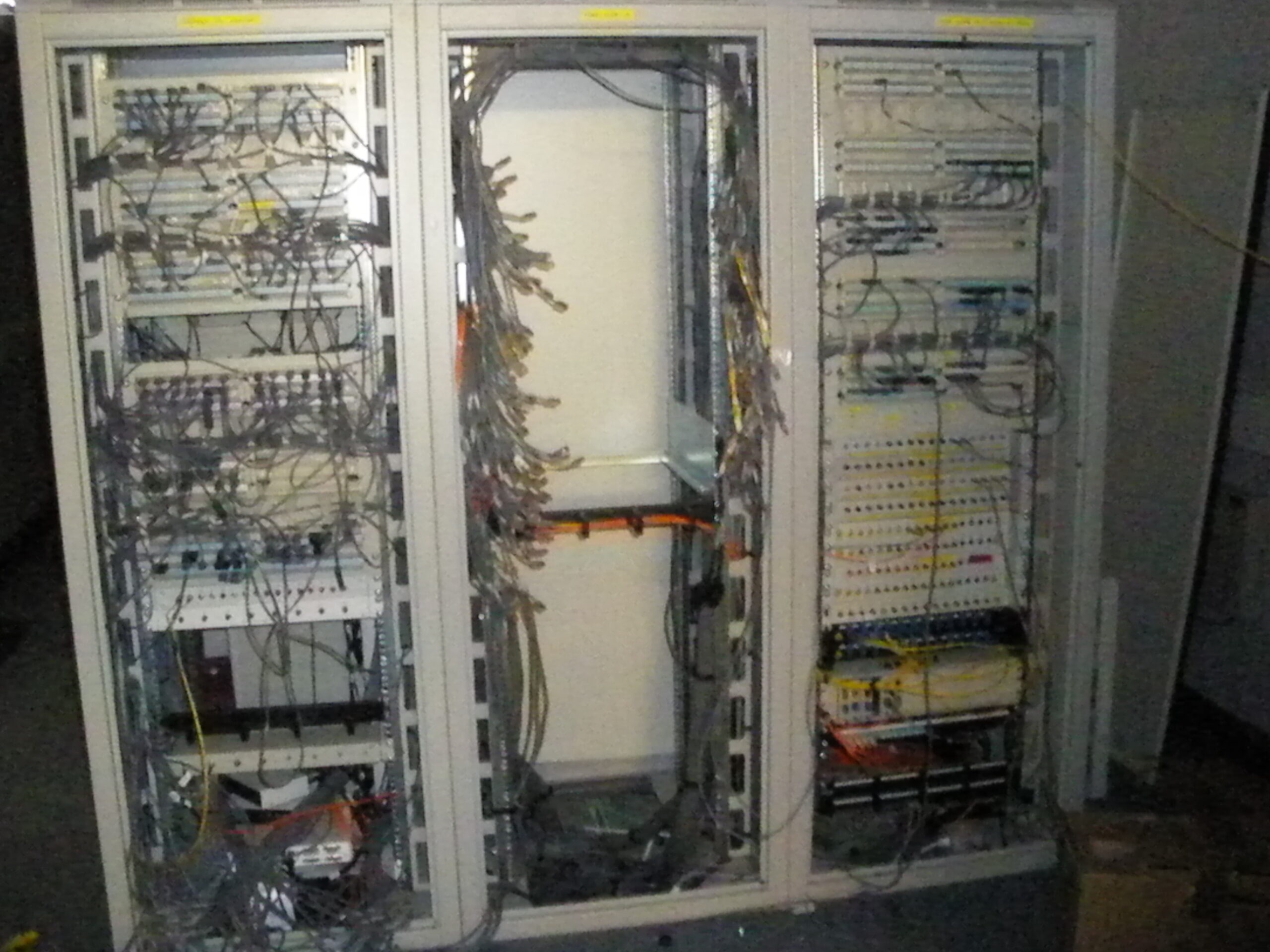 C016 computer room network cabinets, 13 Sep 2011