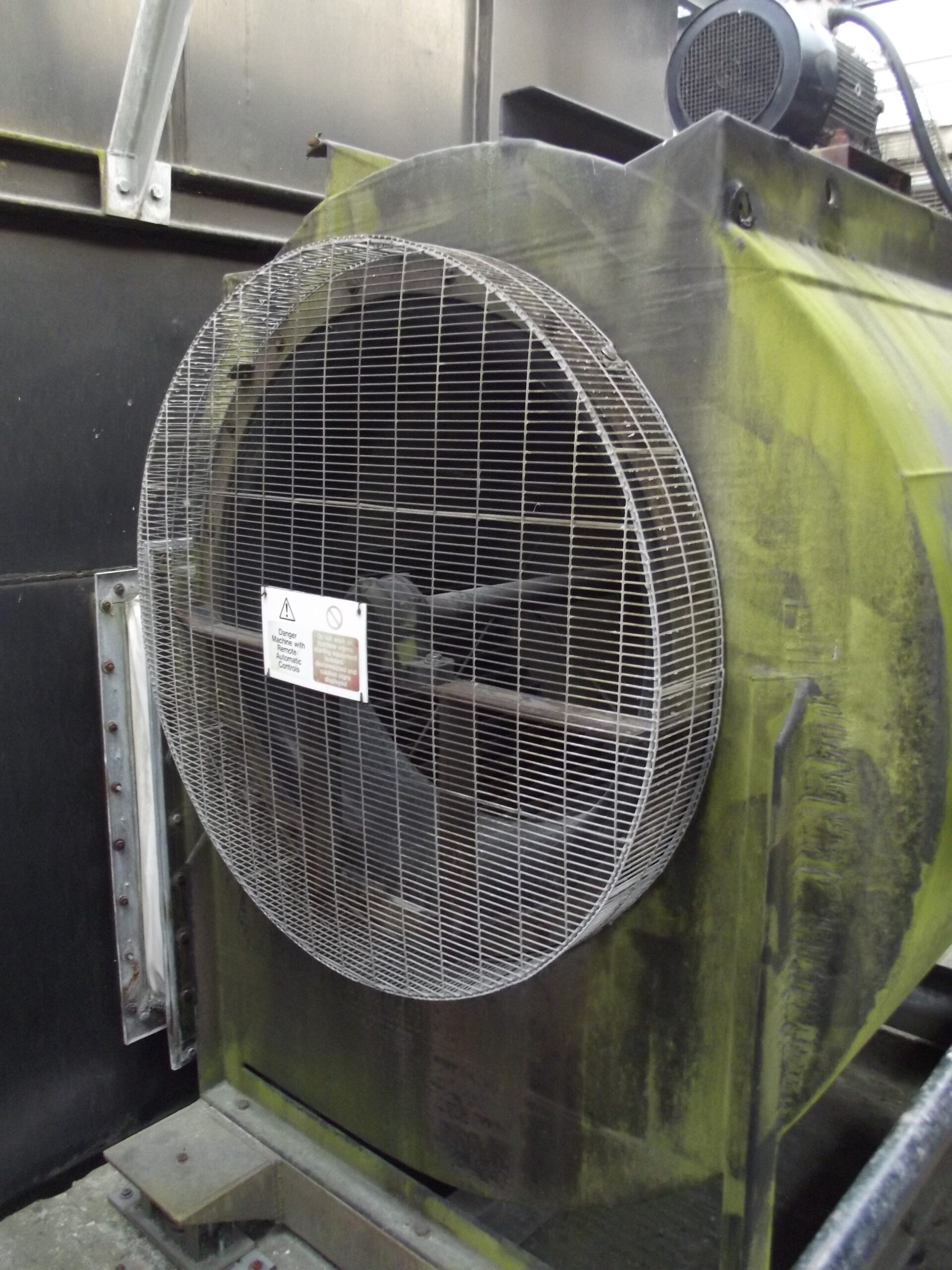 Main cooling tower fan