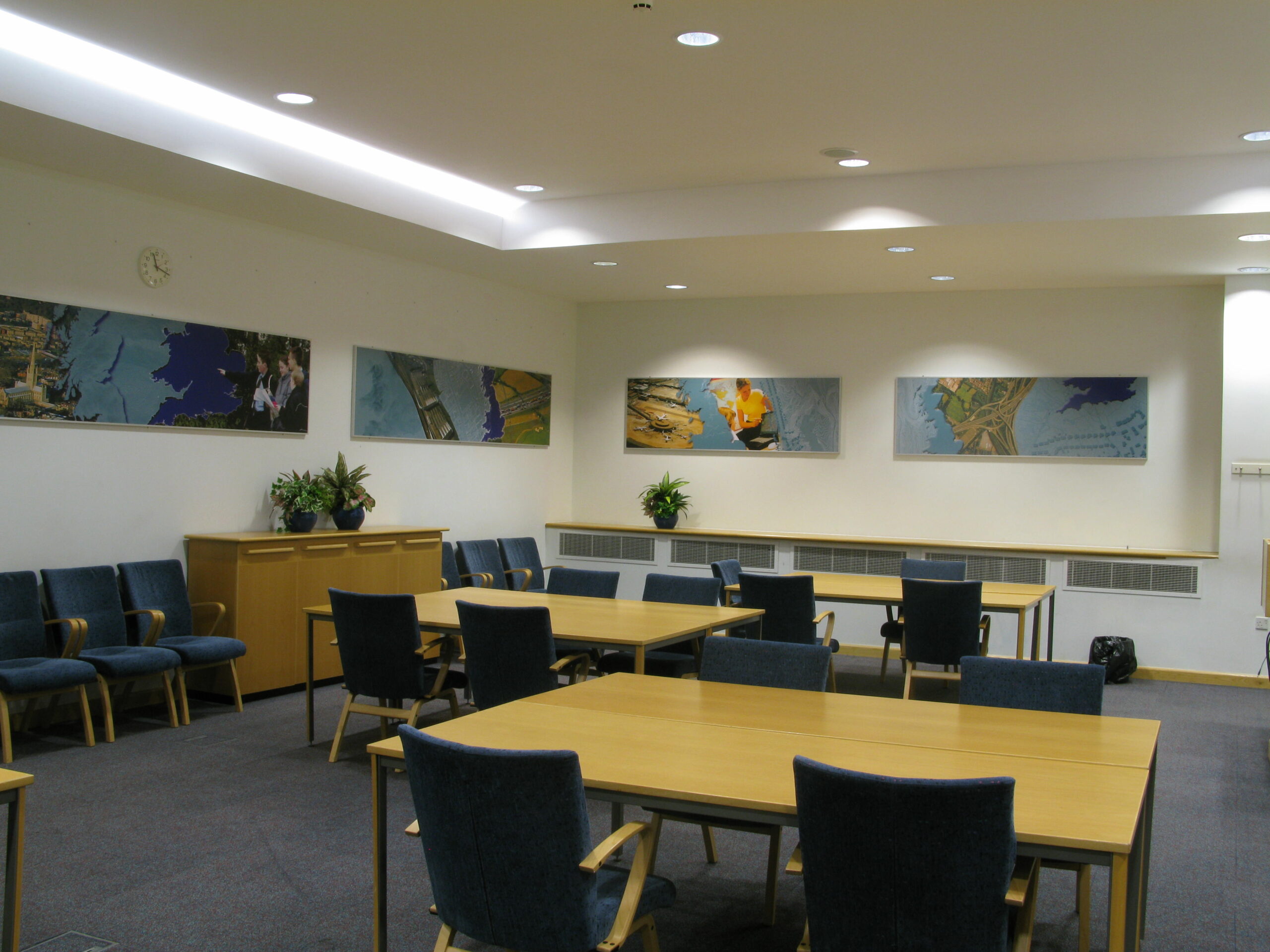 Large Conference Room (C043), Business Centre)